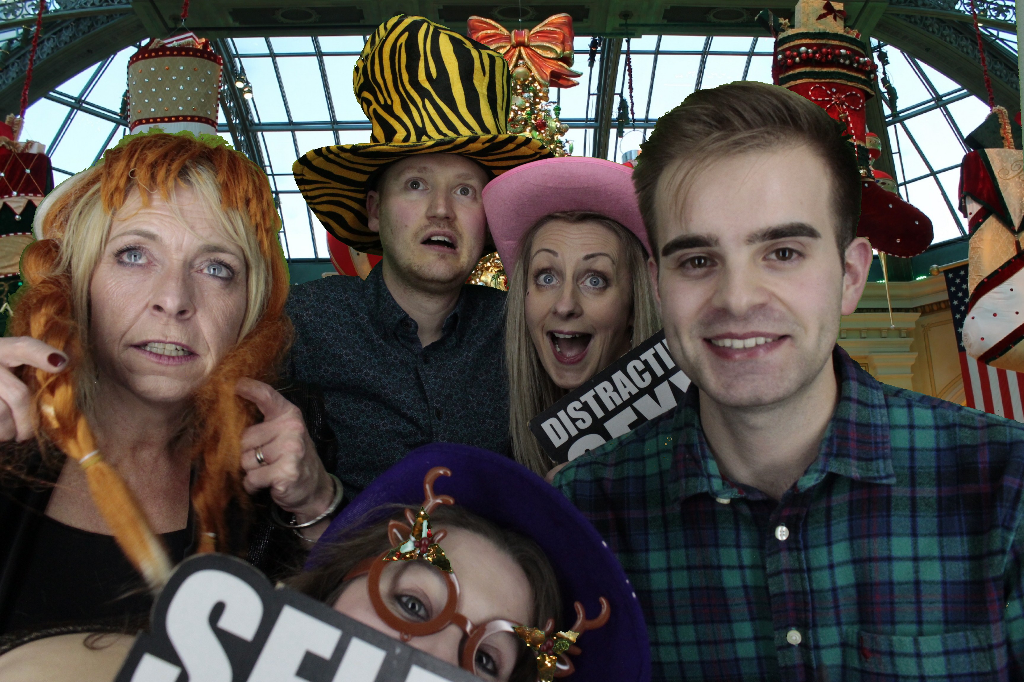 Kuoni Travel Christmas Party | View more photos from the event at gallery.myphotoboothexperience.co.uk/u/MyPhotoBoothExperienceLtd/Kuoni-Travel-Christmas-Party